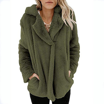 Plüsch-Cardigan für Damen mit tailliertem Kragen.